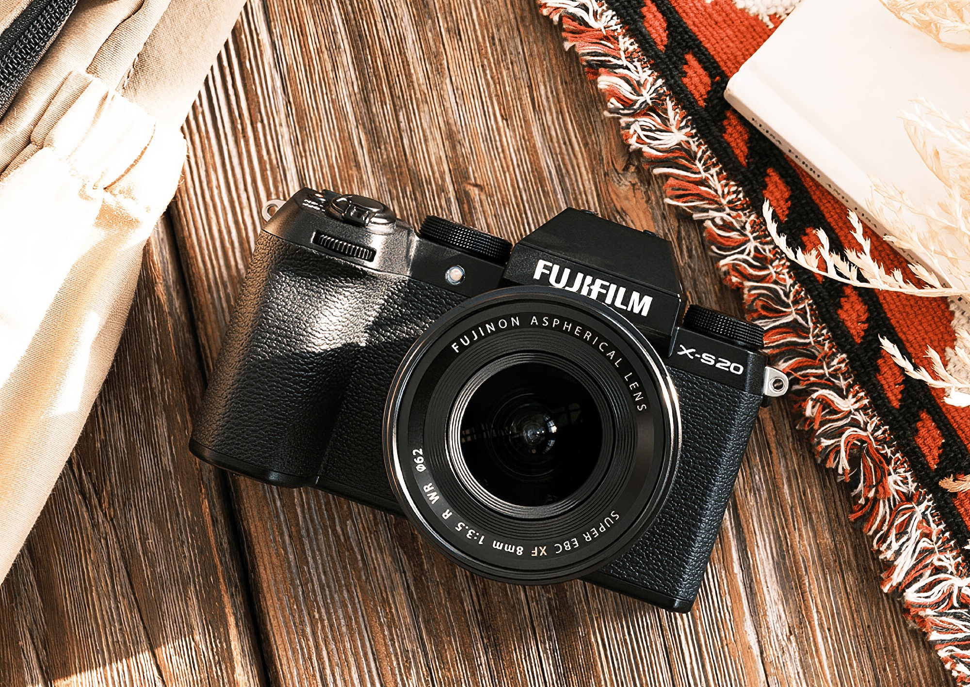 Aparat fotograficzny Fujifilm X-S20
