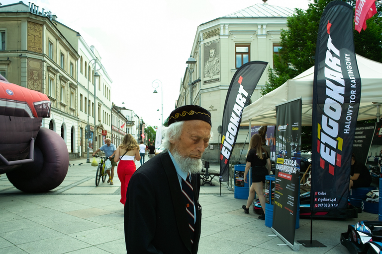 Plener fotograficzny w Kielcach z aparatem kompaktowym Sigma DP1, wyposażonym w matrycę FOVEON X3, która daje piękne kolory