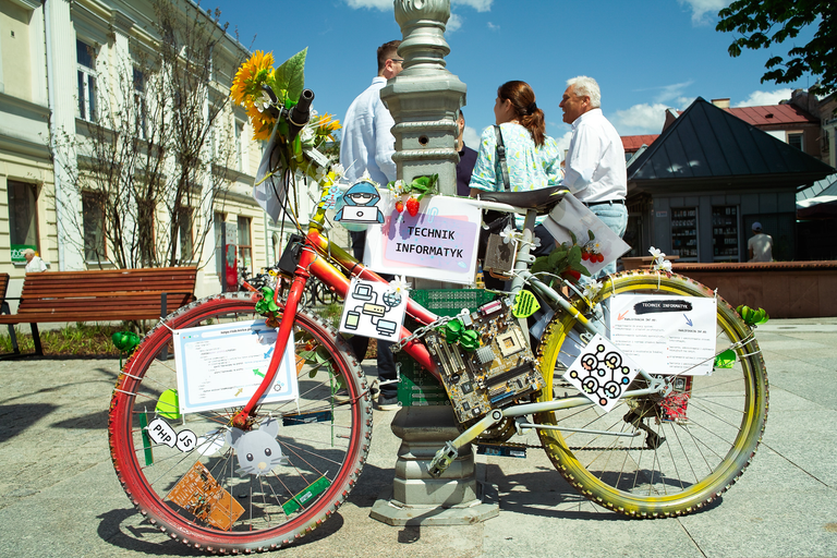 Plener fotograficzny w Kielcach z aparatem kompaktowym Sigma DP1, wyposażonym w matrycę FOVEON X3, która daje piękne kolory