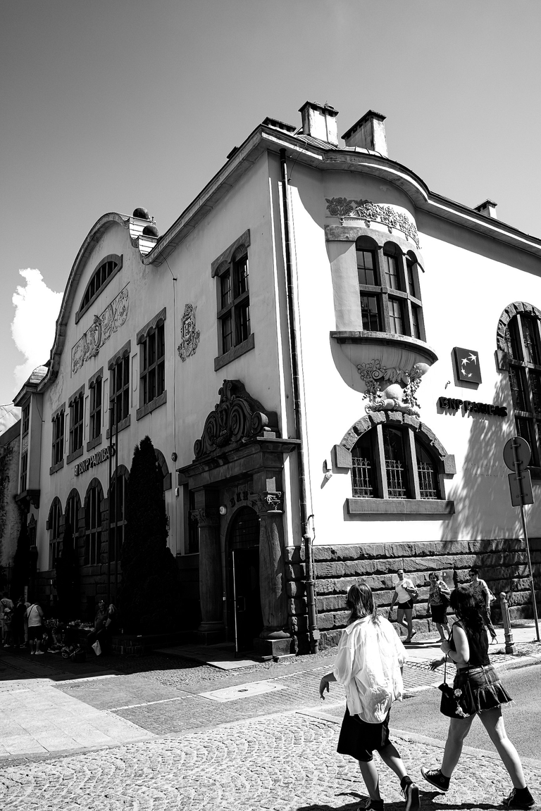 Plener fotograficzny w Kielcach. Sigma DP1 monochrom. FOVEON X3 tworzy piękne, klimatyczne zdjęcia czarno-białe.