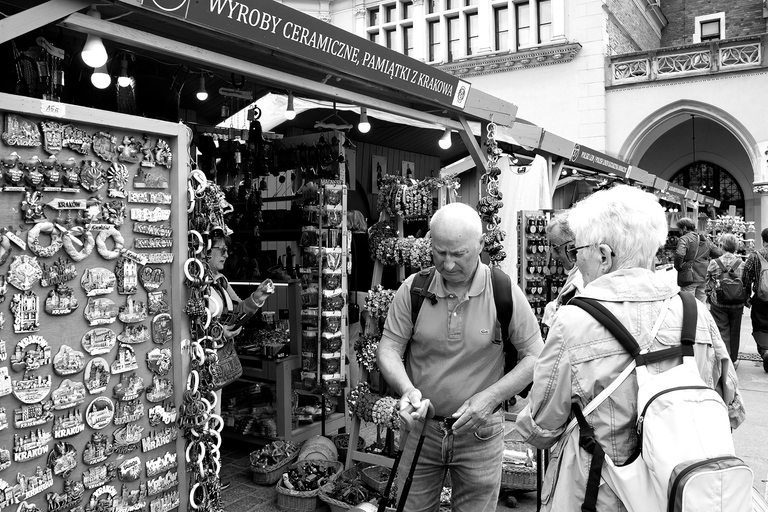 Plener fotograficzny w Krakowie. Sigma DP1 monochrom. FOVEON X3 tworzy piękne, klimatyczne zdjęcia czarno-białe.