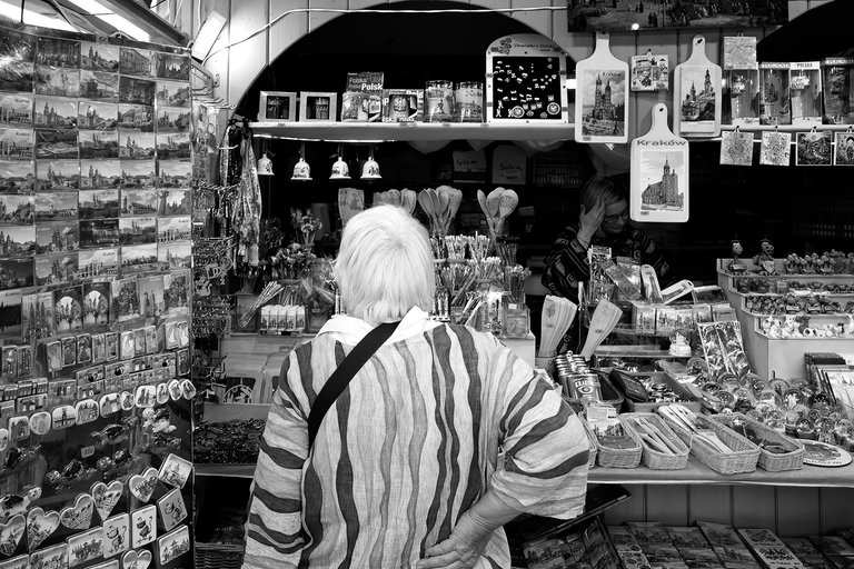 Plener fotograficzny w Krakowie. Sigma DP1 monochrom. FOVEON X3 tworzy piękne, klimatyczne zdjęcia czarno-białe.