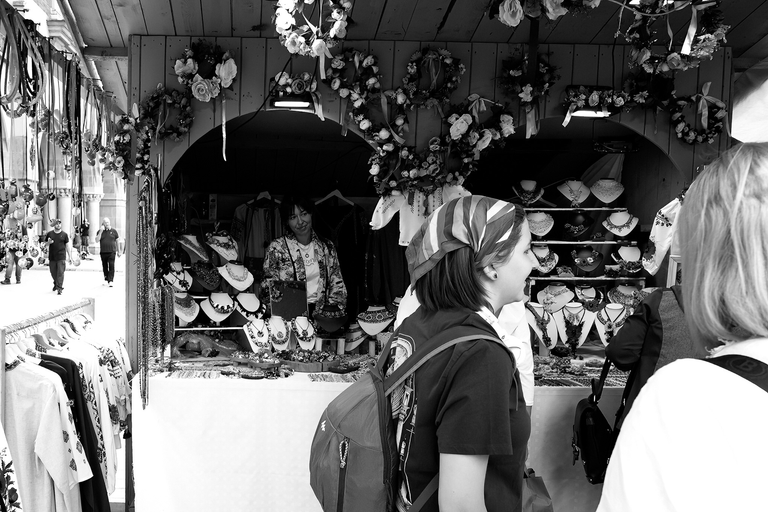 Plener fotograficzny w Krakowie. Sigma DP1 monochrom. FOVEON X3 tworzy piękne, klimatyczne zdjęcia czarno-białe.