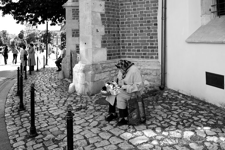 Plener fotograficzny w Krakowie. Sigma DP1 monochrom. FOVEON X3 tworzy piękne, klimatyczne zdjęcia czarno-białe.