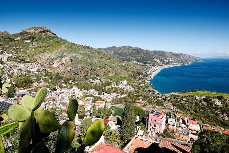 Sycylia w moim obiektywie – Katania, Taormina, Syrakuzy i Etna. Morze, słońce i włoskie krajobrazy w fotograficznej relacji.