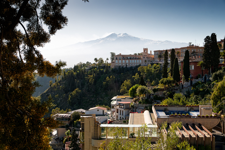 Sycylia w moim obiektywie – Katania, Taormina, Syrakuzy i Etna. Morze, słońce i włoskie krajobrazy w fotograficznej relacji.