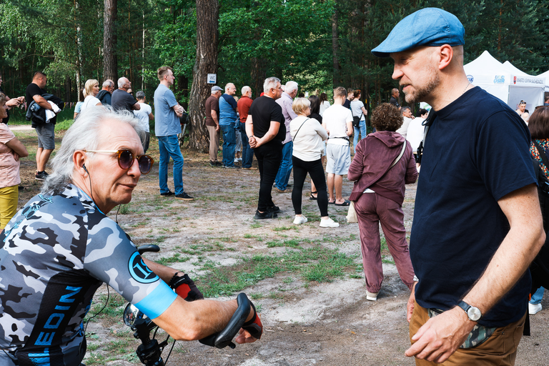 Święto Błota 2024 w Suchedniowie w moim obiektywie – koncerty, orkiestra, występy, portrety i lokalna atmosfera wydarzenia.