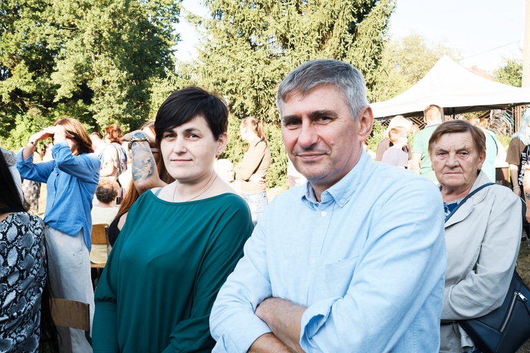 Parafialny Festyn Rodzinny w Suchedniowie – radość, wspólnota i zabawa mieszkańców w doskonałej atmosferze.