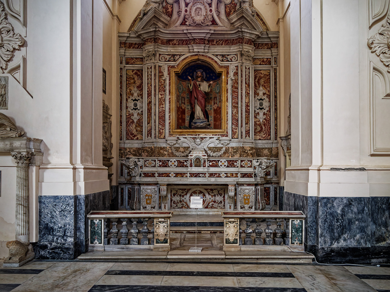 Malownicze widoki włoskiego wybrzeża Tyrreńskiego – miasteczka, plaże, klify i architektura Kalabrii oraz wybrzeża Amalfi