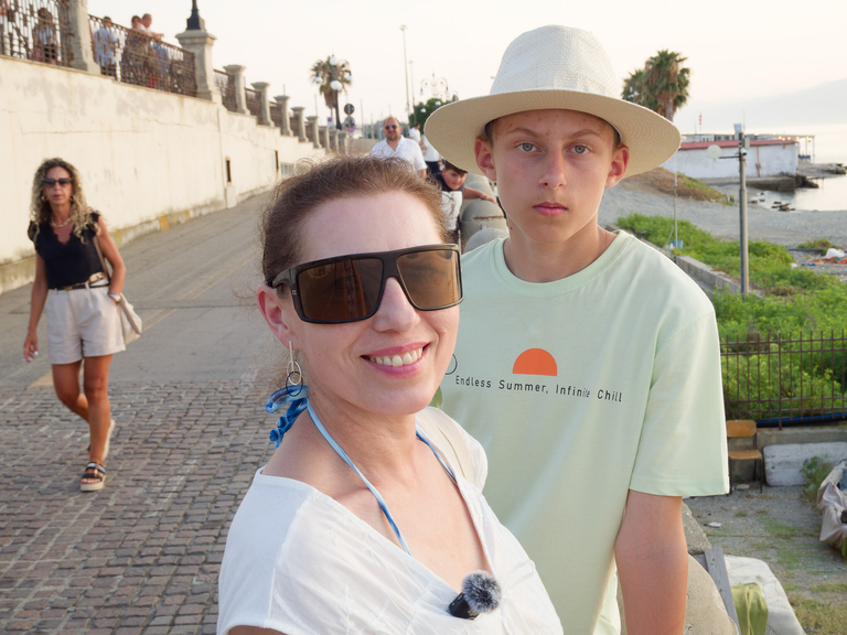 Malownicze widoki włoskiego wybrzeża Tyrreńskiego – miasteczka, plaże, klify i architektura Kalabrii oraz wybrzeża Amalfi