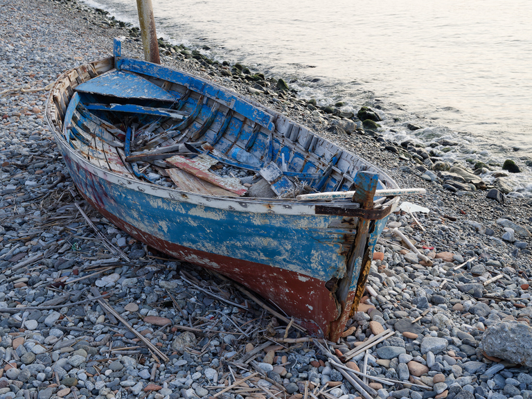 Malownicze widoki włoskiego wybrzeża Tyrreńskiego – miasteczka, plaże, klify i architektura Kalabrii oraz wybrzeża Amalfi