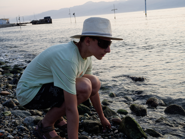 Malownicze widoki włoskiego wybrzeża Tyrreńskiego – miasteczka, plaże, klify i architektura Kalabrii oraz wybrzeża Amalfi